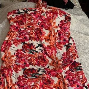 Plus size 2xl Grace Karin Floral Red and Pink Dress. Ankle length . Halter dress